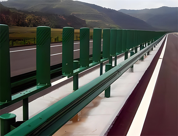 廊坊三波护栏板在高速公路的应用